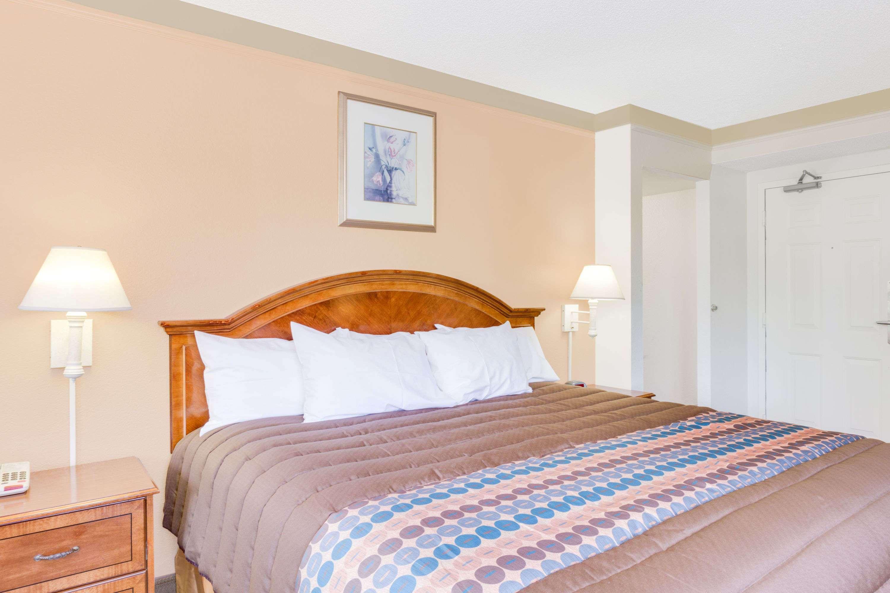 Days By Wyndham Birmingham/west Motel 2*